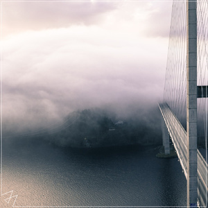 妺妺晚上扒我内裤玩我动漫
